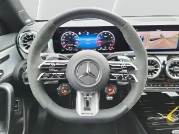 CLA 45 AMG S Night-Paket Pano Burmester