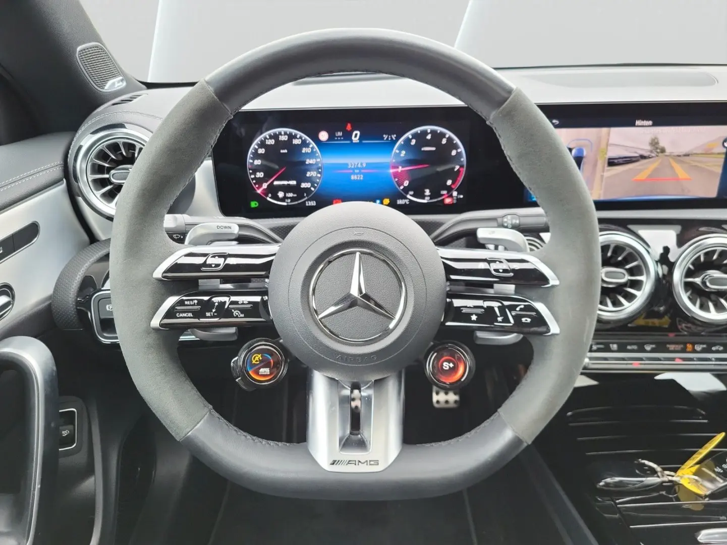 CLA 45 AMG S Night-Paket Pano Burmester