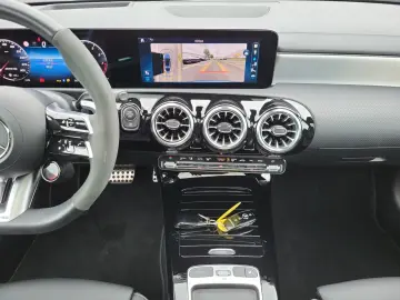 CLA 45 AMG S Night-Paket Pano Burmester