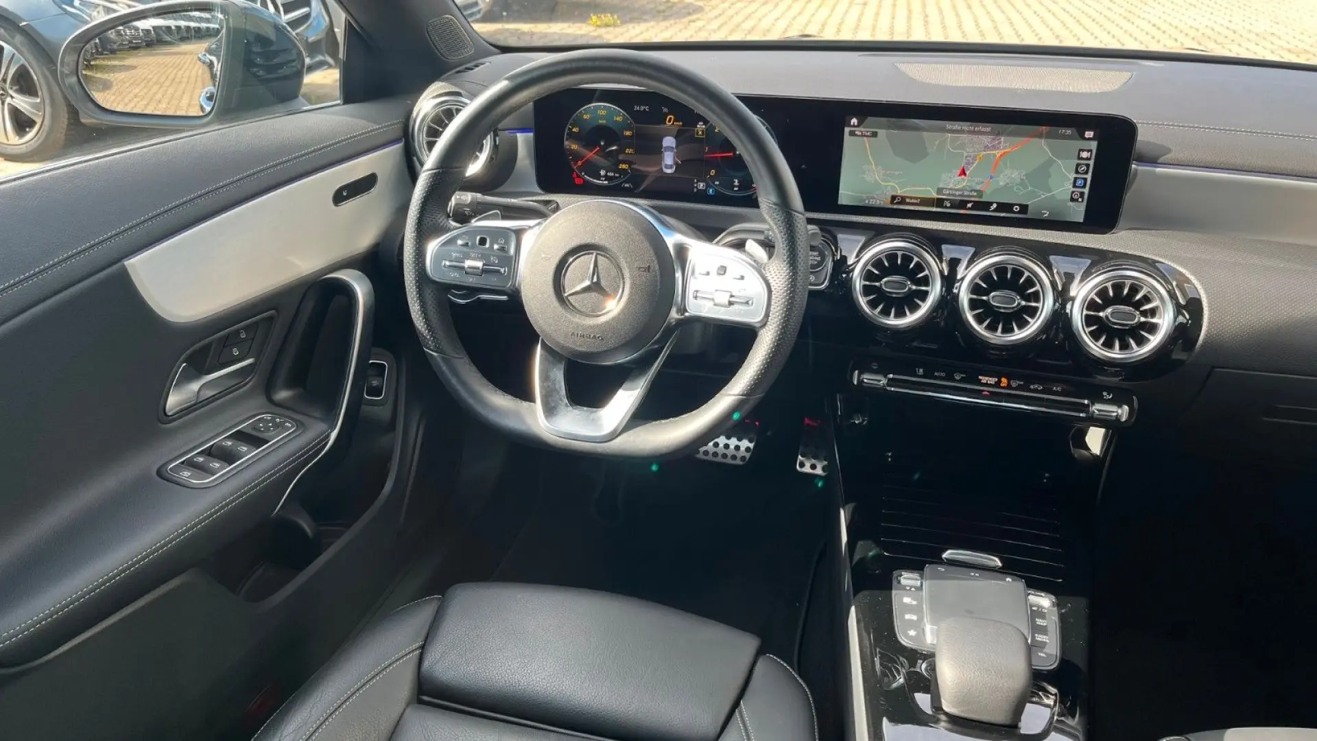 CLA 220 AMG LED KEYLESS DISTRONIC KAM LEDER