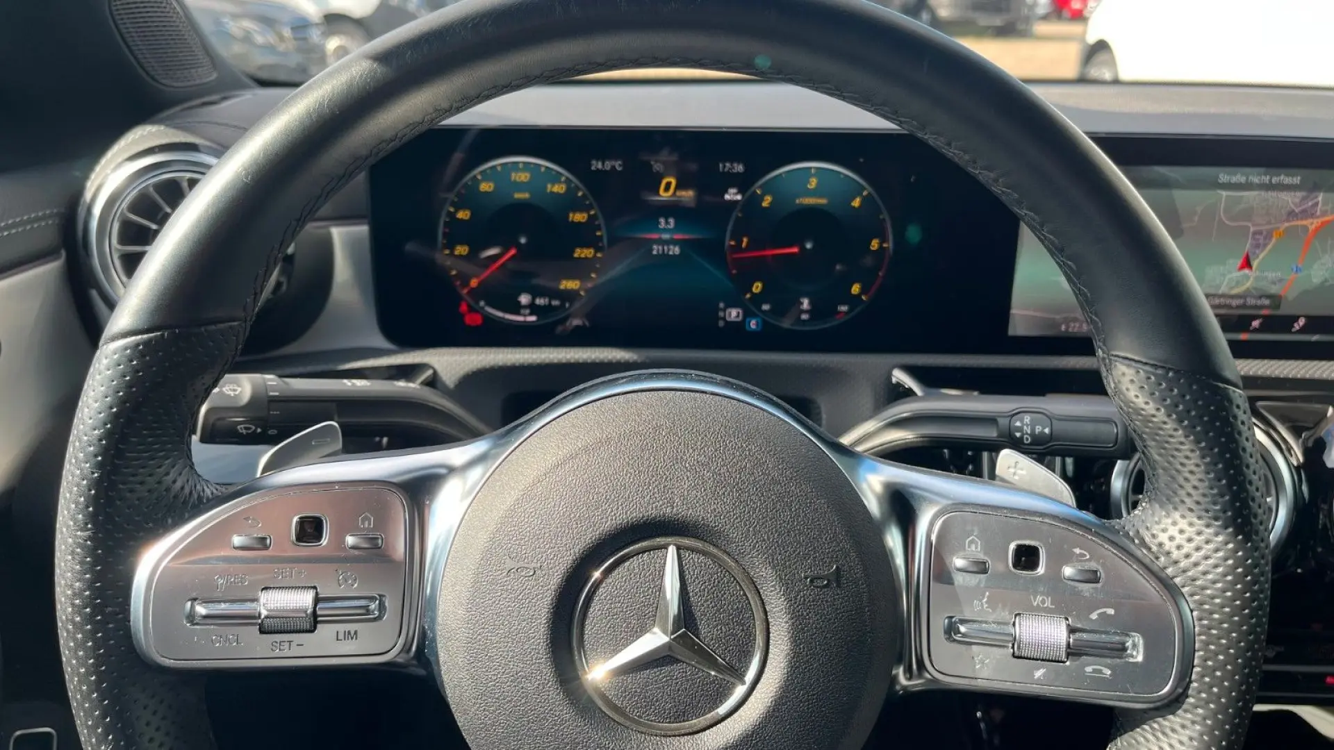 CLA 220 AMG LED KEYLESS DISTRONIC KAM LEDER