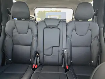 XC90 T8 AWD Ultra Dark FACELIFT 21  360  4C B&W