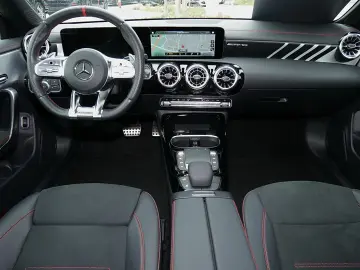 CLA 35 AMG 4M Coupé 360 MULTIBEAM MEMORY AIRPLAY