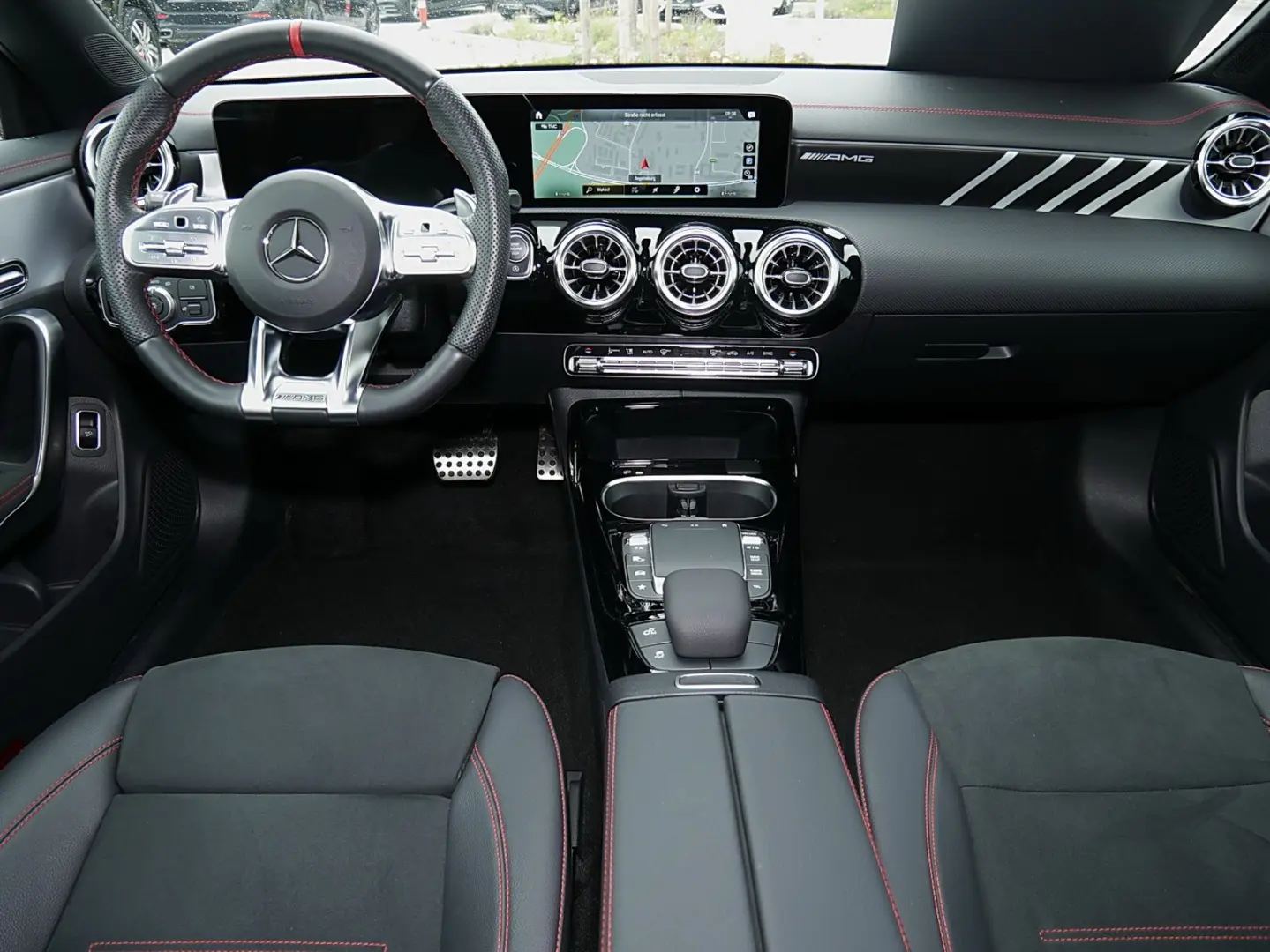 CLA 35 AMG 4M Coupé 360 MULTIBEAM MEMORY AIRPLAY