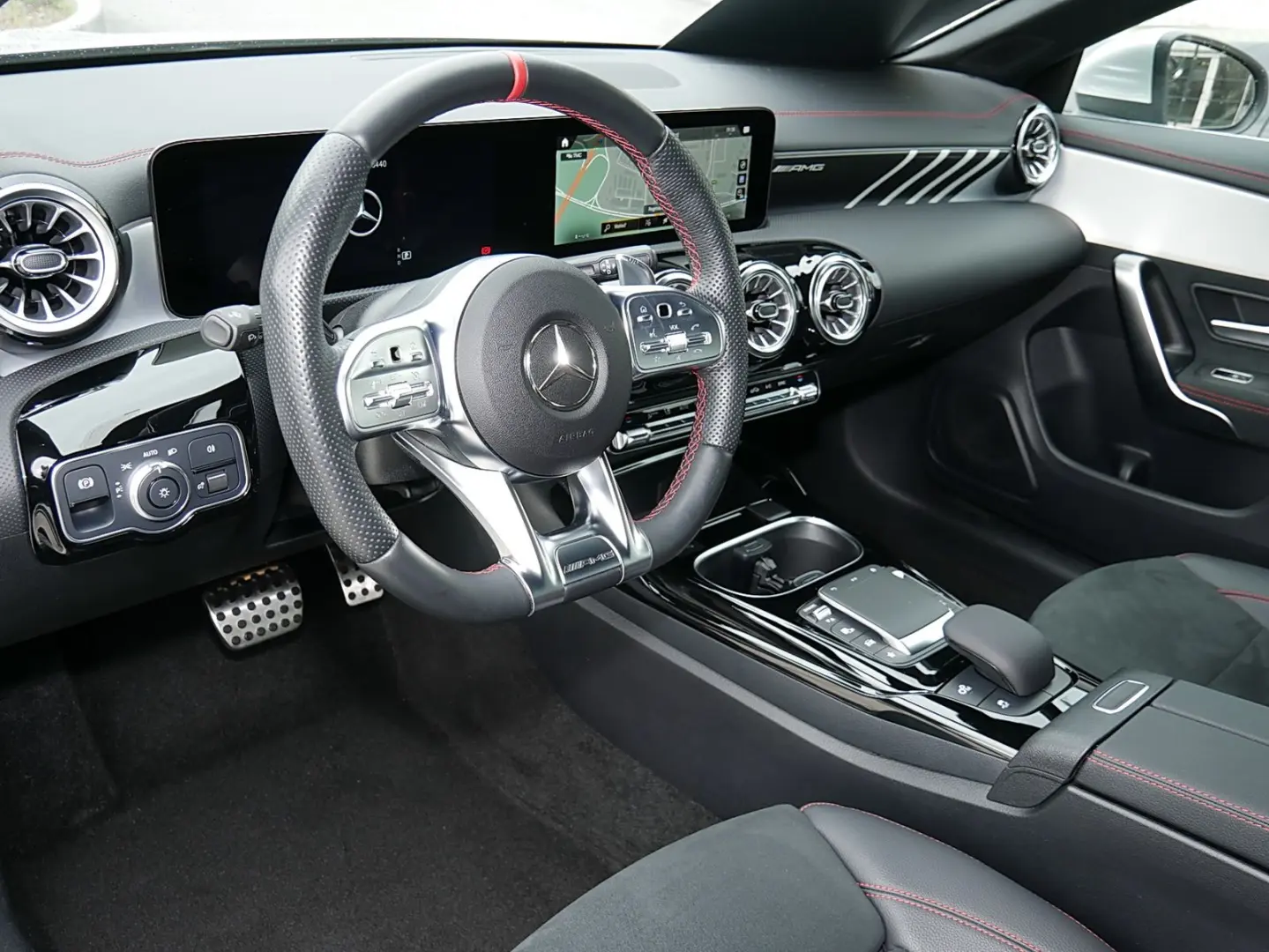 CLA 35 AMG 4M Coupé 360 MULTIBEAM MEMORY AIRPLAY