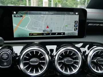 CLA 35 AMG 4M Coupé 360 MULTIBEAM MEMORY AIRPLAY