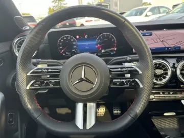 CLA 250 4M AMG PANO SOUND MEMORY KAM AHK KEYLES