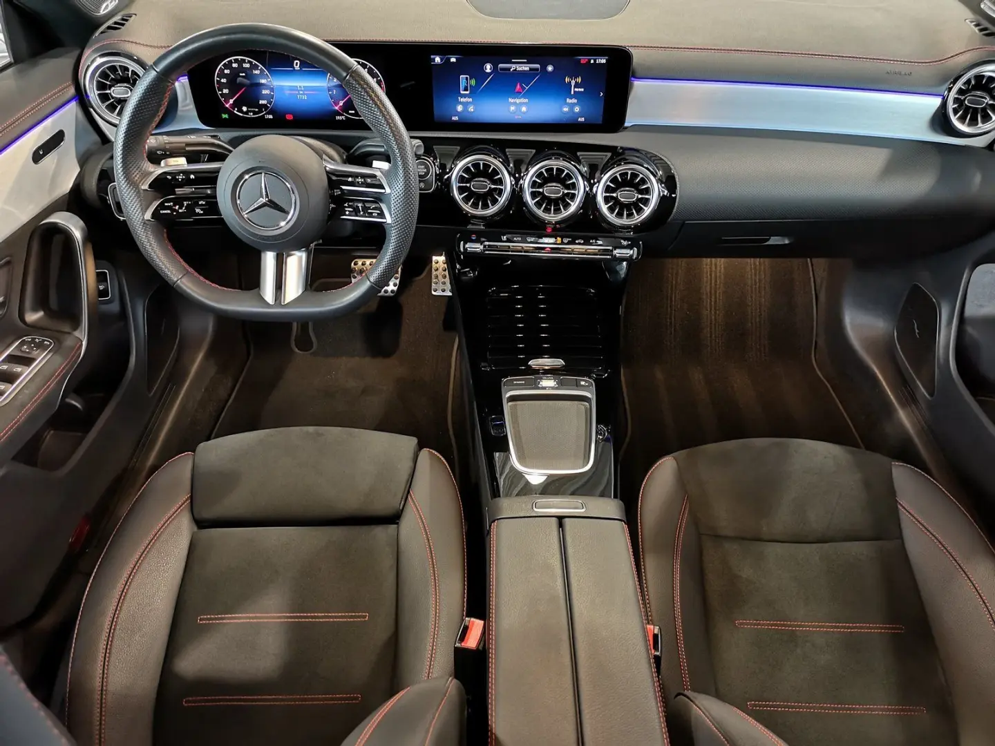 CLA 250 4M Coupé AMG ADVANCE NIGHT BURMESTER TWA