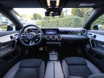 CLA 35 AMG 4M Coupé 360 Pano HUD Night Memo 19'