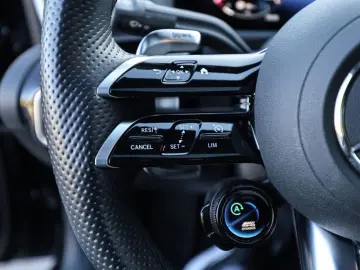 CLA 35 AMG 4M Coupé 360 Pano HUD Night Memo 19'