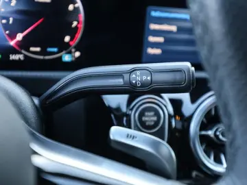 CLA 35 AMG 4M Coupé 360 Pano HUD Night Memo 19'