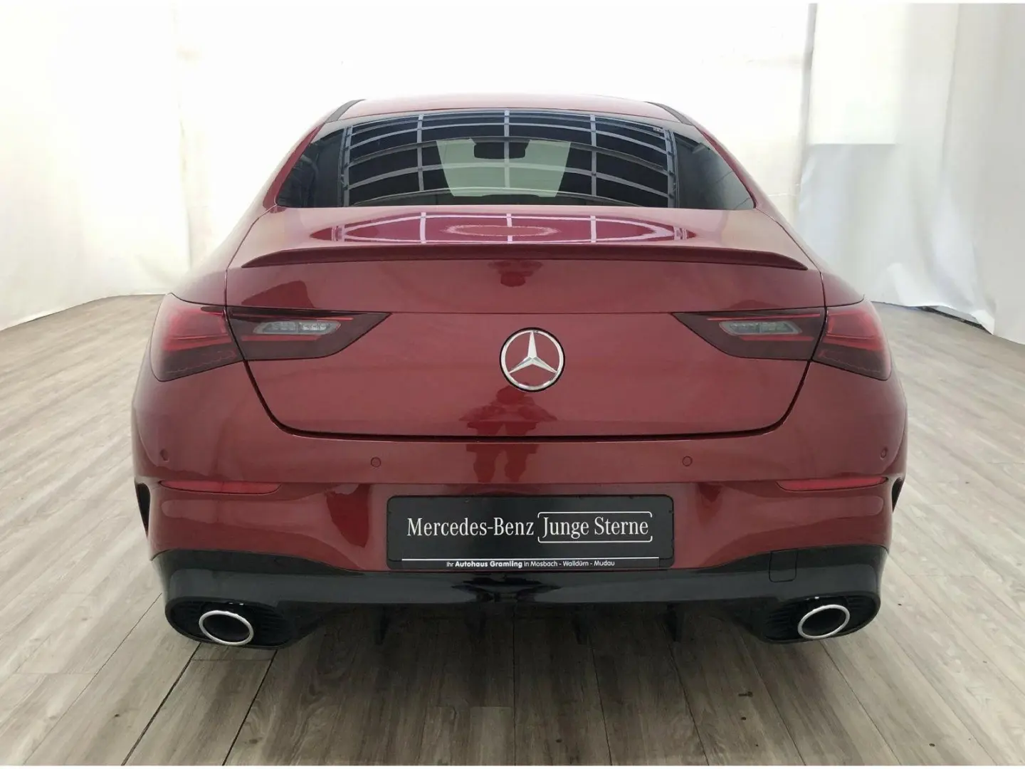 CLA 35 AMG 4M Pano AHK Distr MULTIBEAM Standheiz