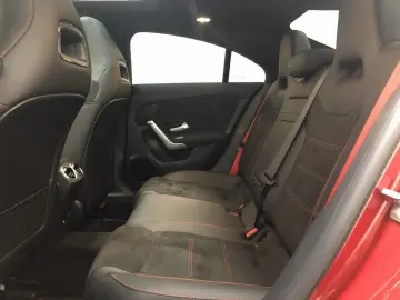 CLA 35 AMG 4M Pano AHK Distr MULTIBEAM Standheiz