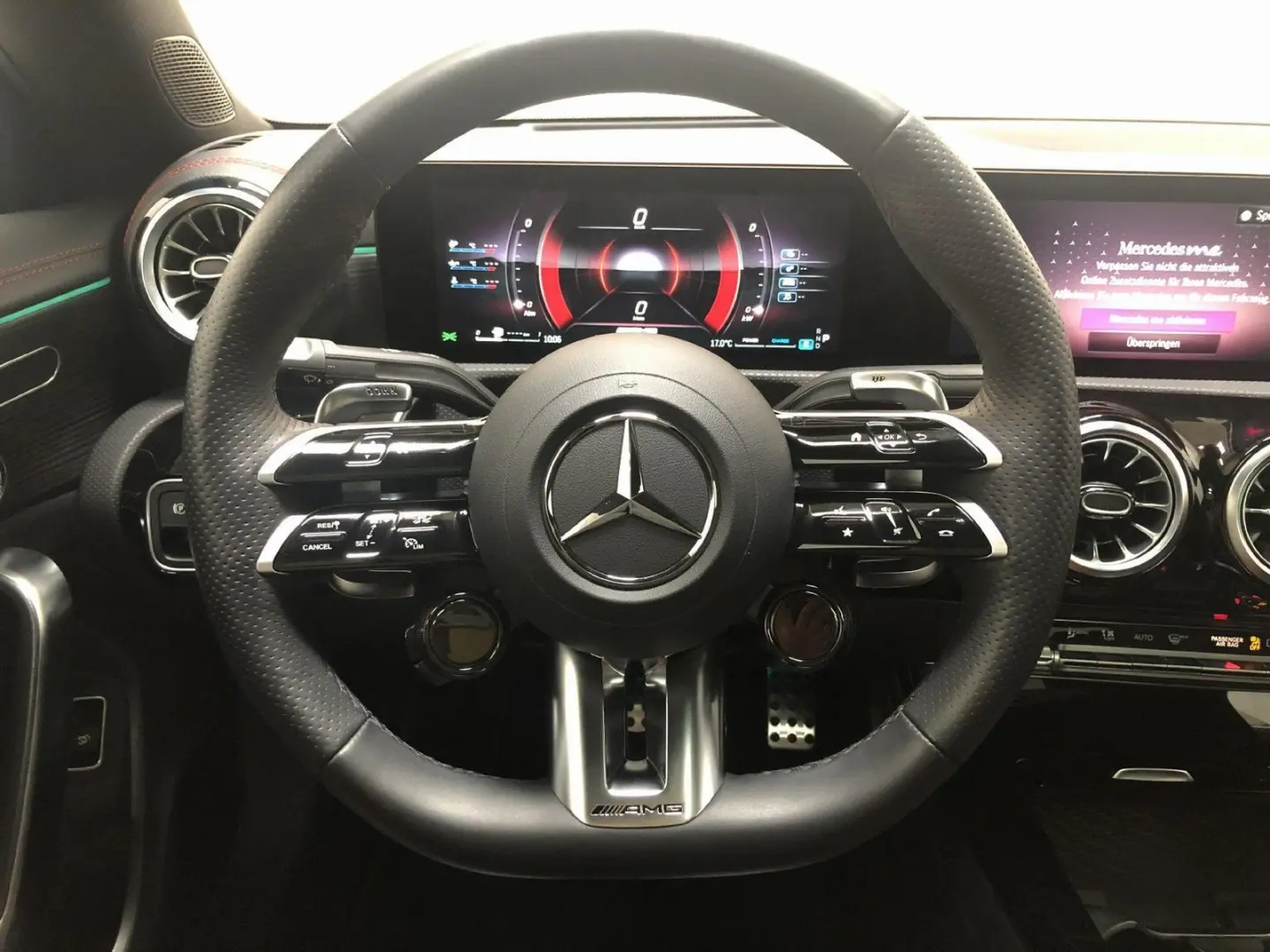 CLA 35 AMG 4M Pano AHK Distr MULTIBEAM Standheiz