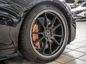 AMG GT 63 S E PERFORMANCE NIGHT BURM DISTR SPUR