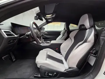 BMW M4 Competition M xDrive LCI
