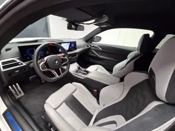 BMW M4 Competition M xDrive LCI