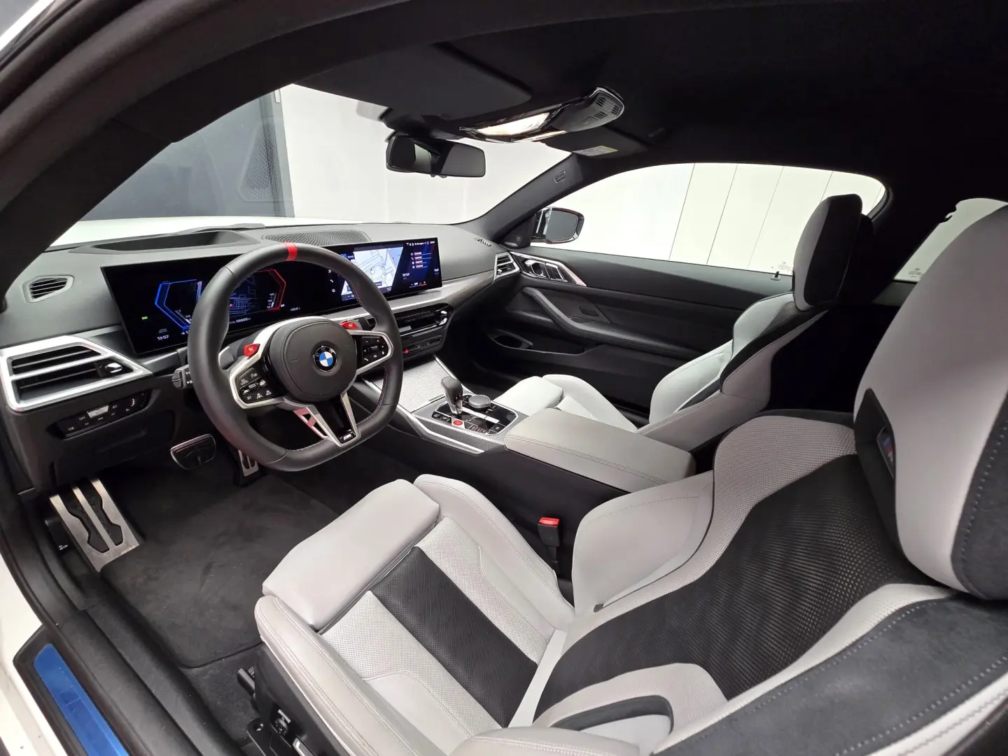 BMW M4 Competition M xDrive LCI