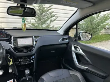 Peugeot 2008   2017   pachet crossway   92.000 km reali