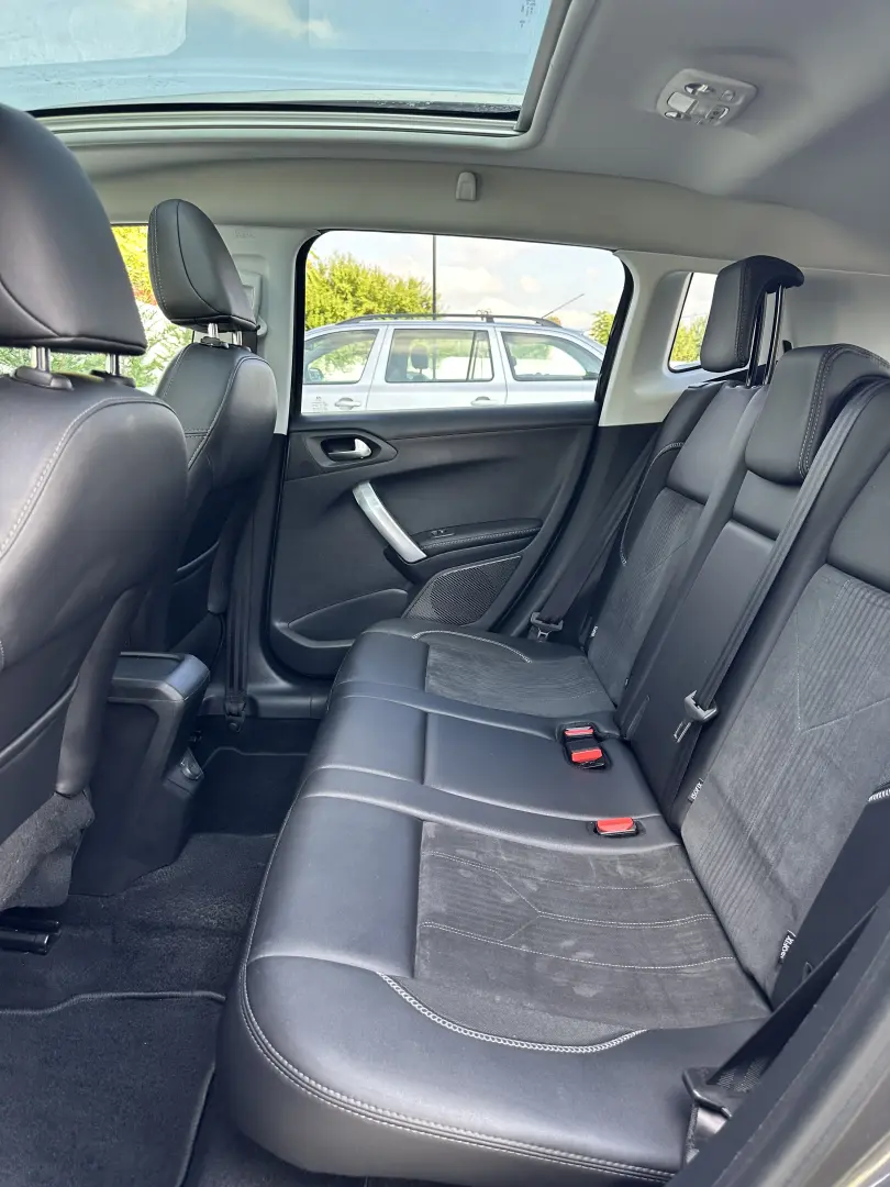 Peugeot 2008   2017   pachet crossway   92.000 km reali