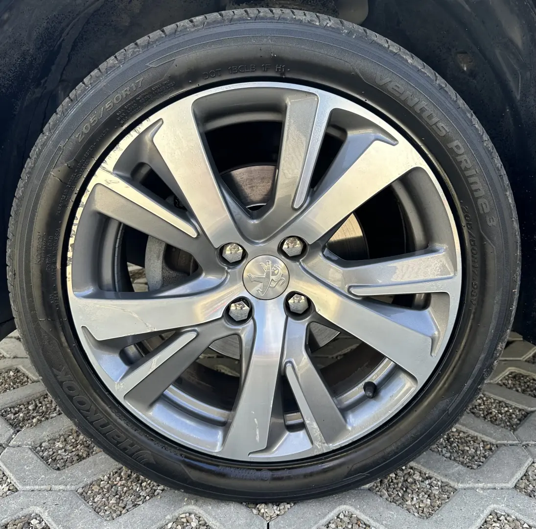 Peugeot 2008   2017   pachet crossway   92.000 km reali