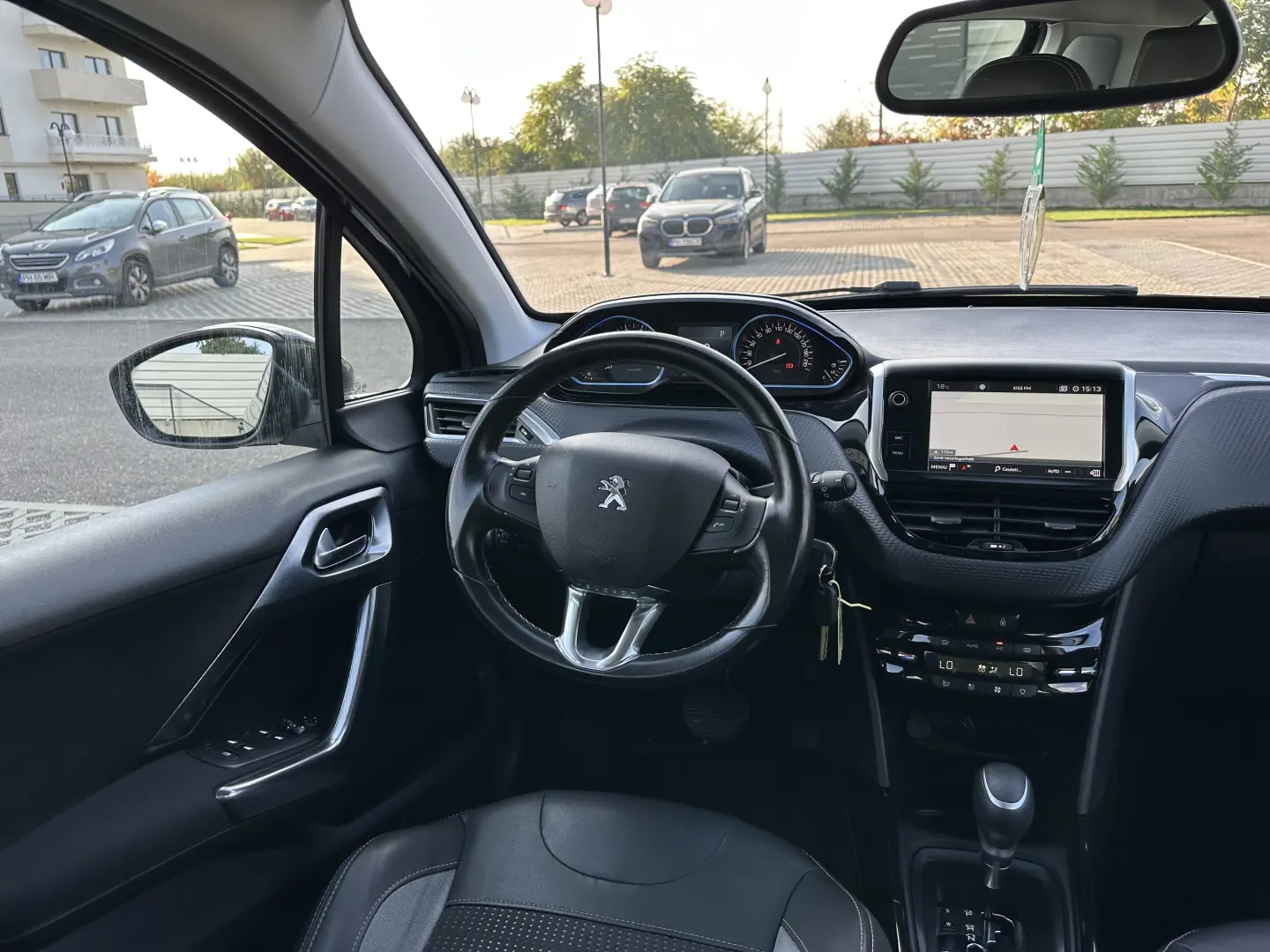 Peugeot 2008   2019   camera marsarier   84.000 km