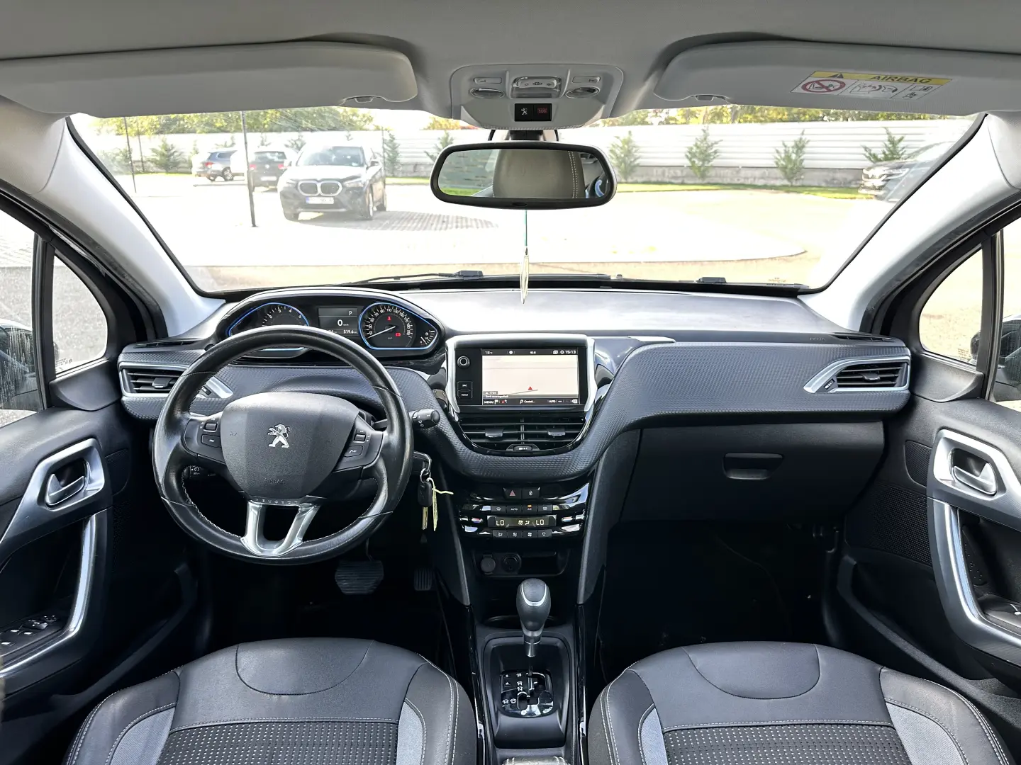 Peugeot 2008   2019   camera marsarier   84.000 km