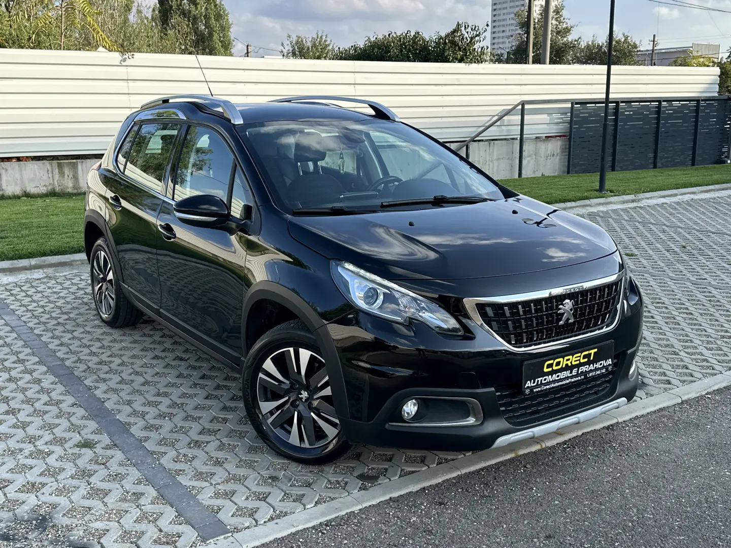Peugeot 2008   2019   camera marsarier   84.000 km