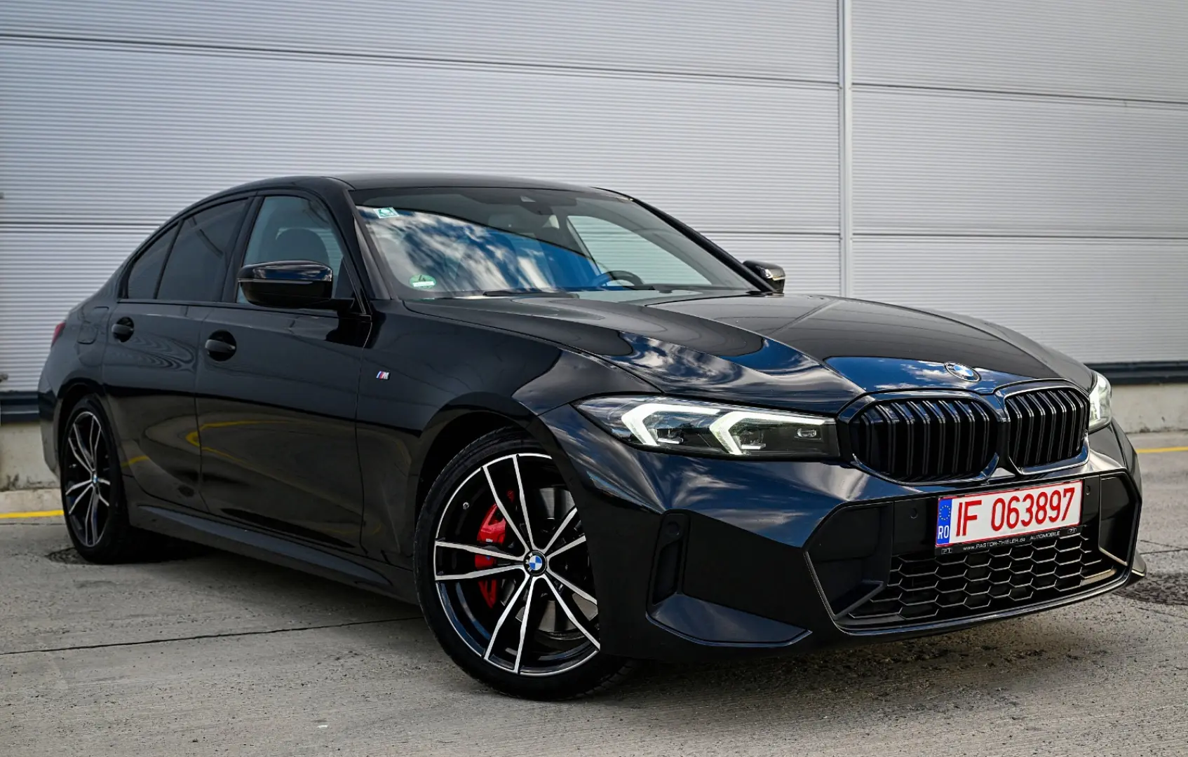 BMW 320