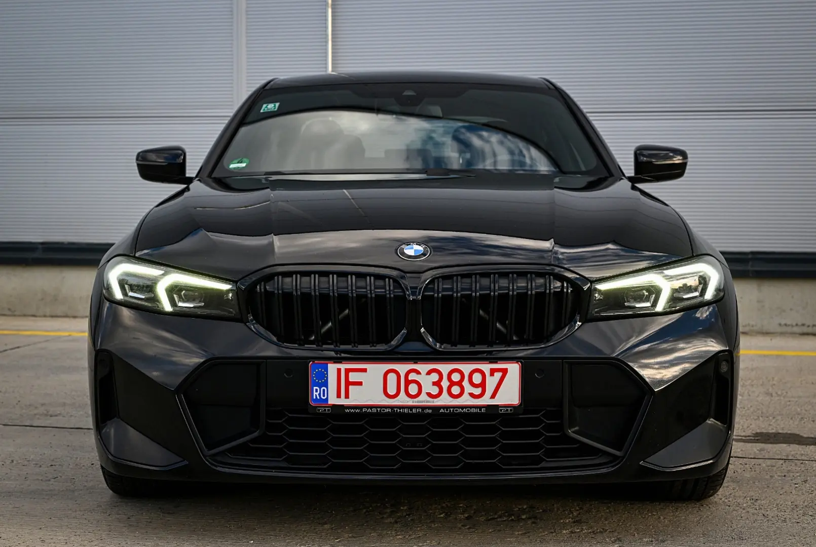 BMW 320