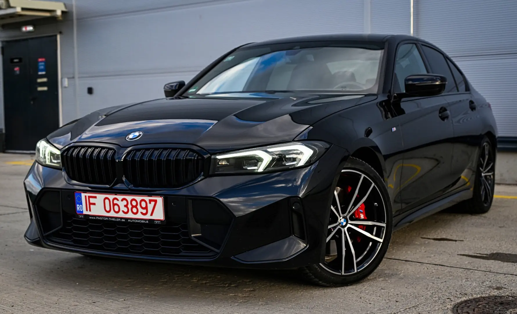 BMW 320