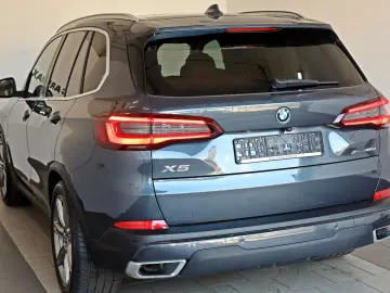 X5 xDrive 45e