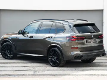 X5 xDrive50e