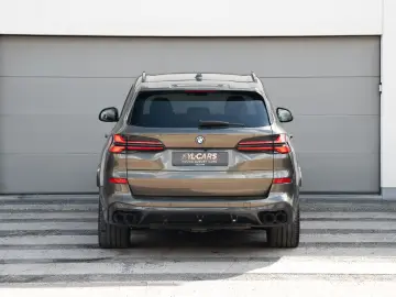 X5 xDrive50e