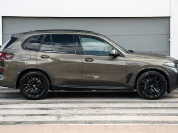X5 xDrive50e