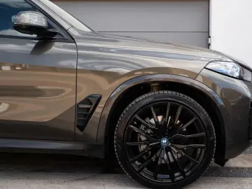 X5 xDrive50e