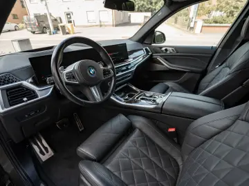 X5 xDrive50e