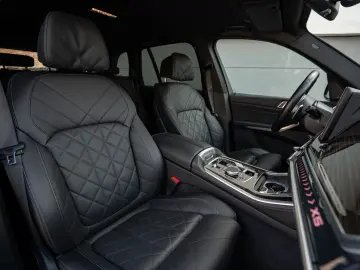 X5 xDrive50e