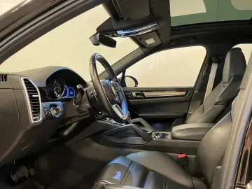 Cayenne E-Hybrid Platinum Edition