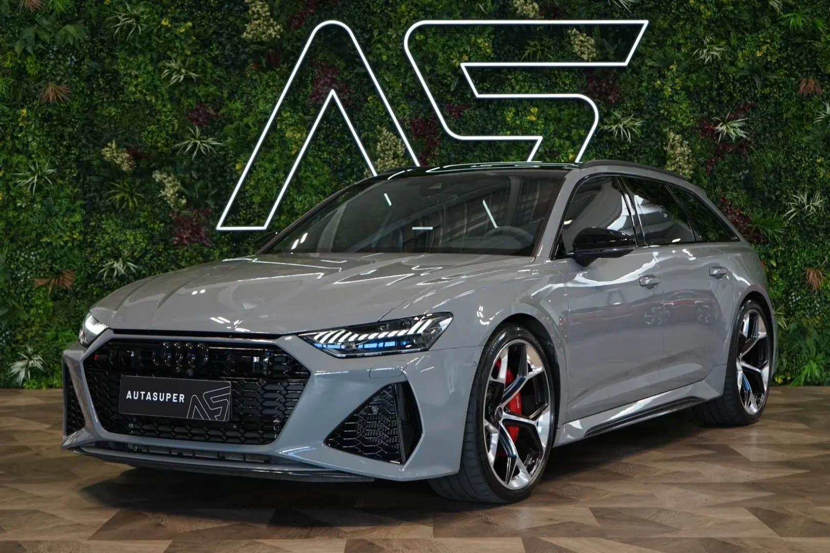 RS6 PERFORMANCE 463kW PANO HUD