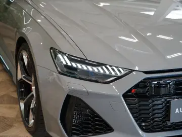 RS6 PERFORMANCE 463kW PANO HUD