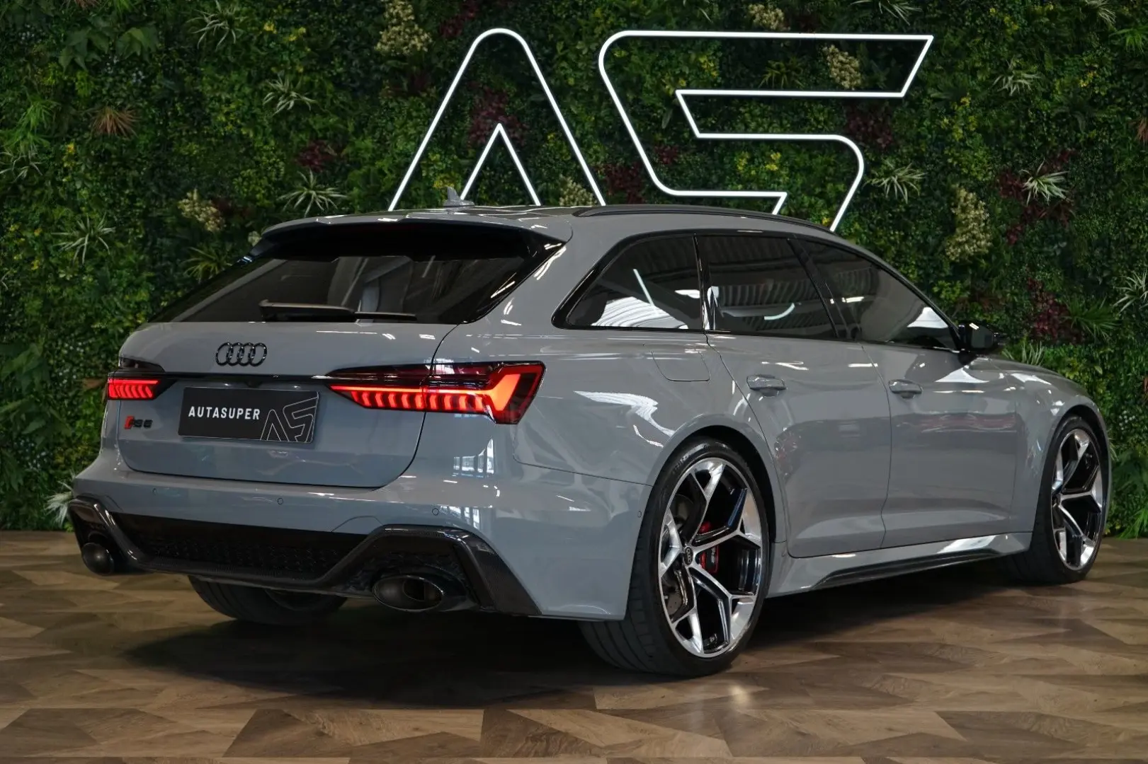 RS6 PERFORMANCE 463kW PANO HUD