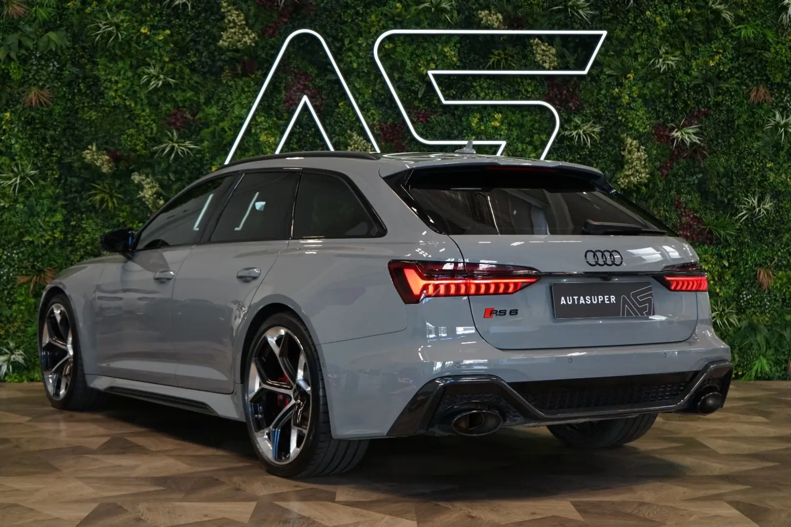 RS6 PERFORMANCE 463kW PANO HUD