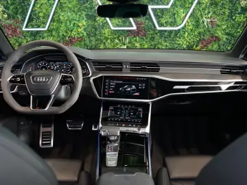RS6 PERFORMANCE 463kW PANO HUD