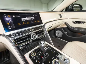 Flying Spur V8 Azure  Piano Linen Veneer Rotatin