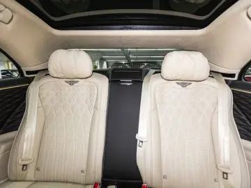 Flying Spur V8 Azure  Piano Linen Veneer Rotatin