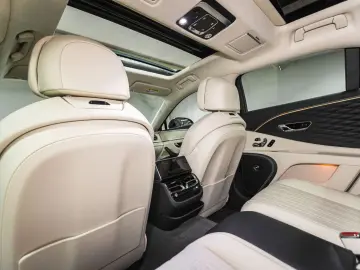 Flying Spur V8 Azure  Piano Linen Veneer Rotatin