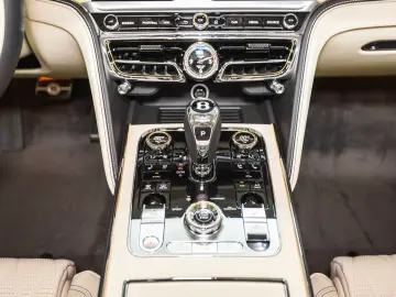 Flying Spur V8 Azure  Piano Linen Veneer Rotatin