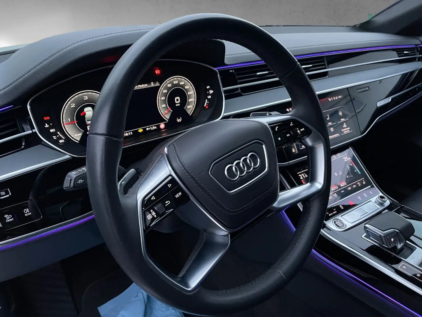 A8 50 TDI quattro S line Pano STH. B&O AHK 360 c
