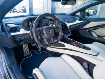 Revuelto Coupé Verde Gea Lamborghini Nürnberg